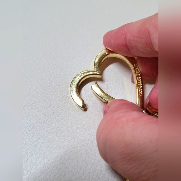 Victoria's Secret Pink Pineapple Gold Chain Envelope Wallet - Picture 4 of 10